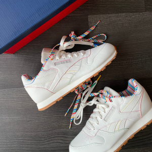 REEBOK Classic