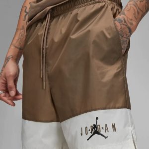 JORDAN Short Essentials
