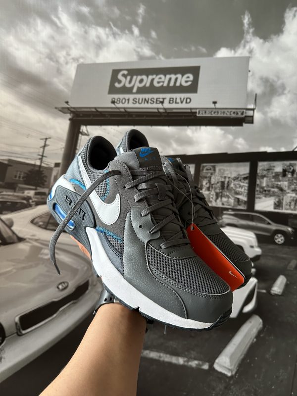NIKE Air Max Excee BC