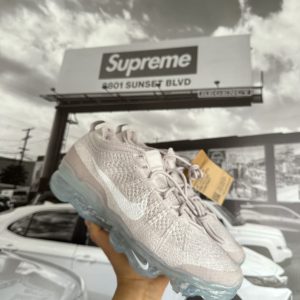 NIKE Air VaporMax 2023 Flyknit Platinum Violet