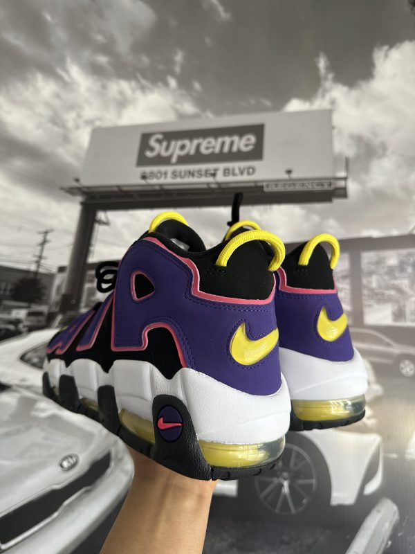 NIKE Air More Uptempo 96 Court Purple - Imagen 2