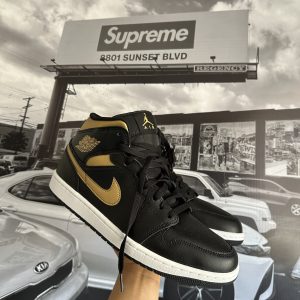 JORDAN 1 Mid Black Metallic Gold