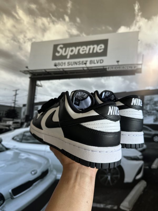 NIKE Dunk Low WB - Imagen 2