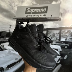JORDAN Stay Loyal 3 Black Anthracite