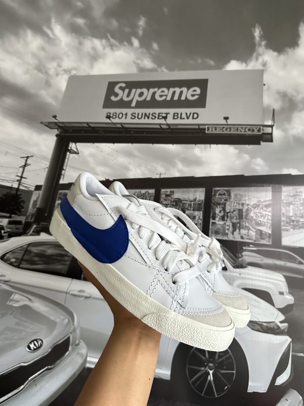 NIKE Blazer Low 77