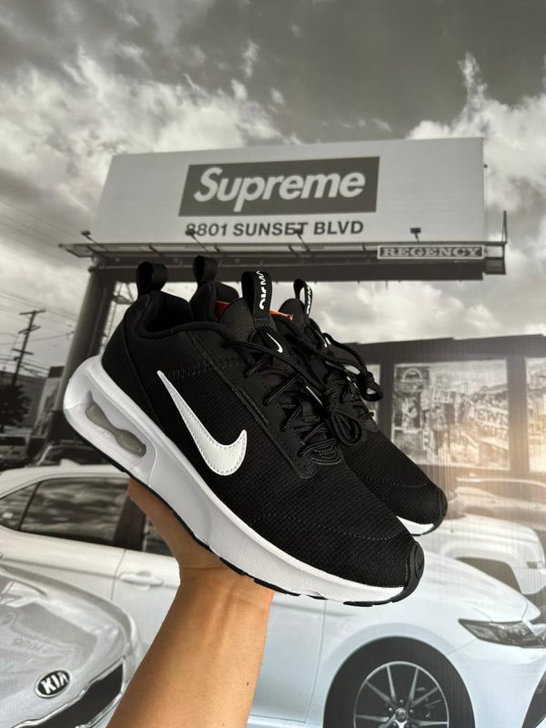 NIKE Air Max INTRLK Lite