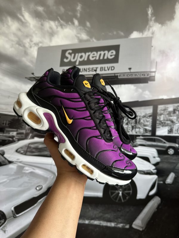 NIKE Air Max Plus Hyper Violet MUJER