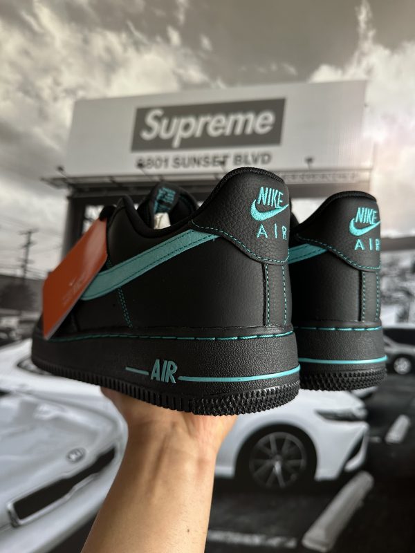 NIKE Air Force 1 Low Un Tiffany - Imagen 3