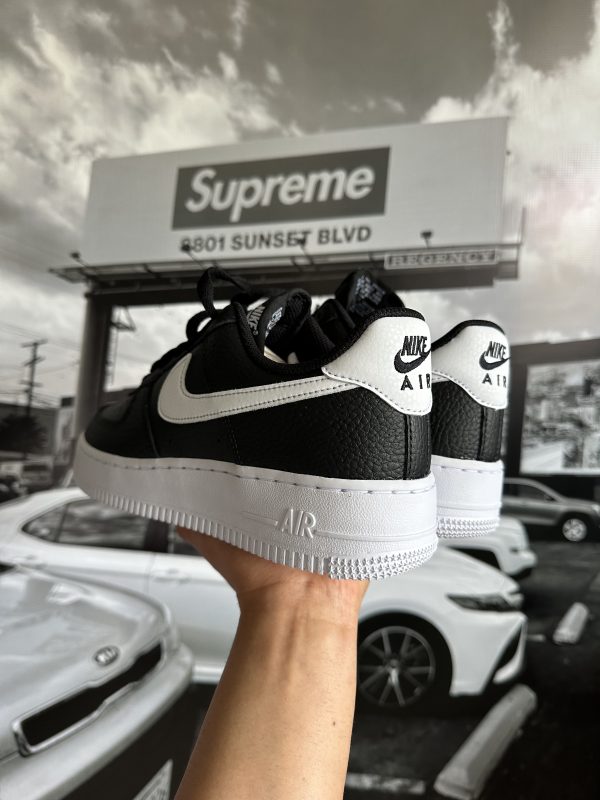 NIKE Air Force 1 Low '07 - Imagen 3