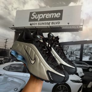 NIKE Shox R4 Metallic Silver Blue