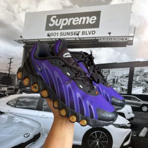 NIKE Air Max Dn8 Black Fierce Purple