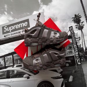 NIKE Air UpTempo Low