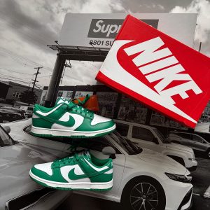 NIKE Dunk Low Malachite